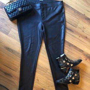 (Minus the) Leather Leggings🖤